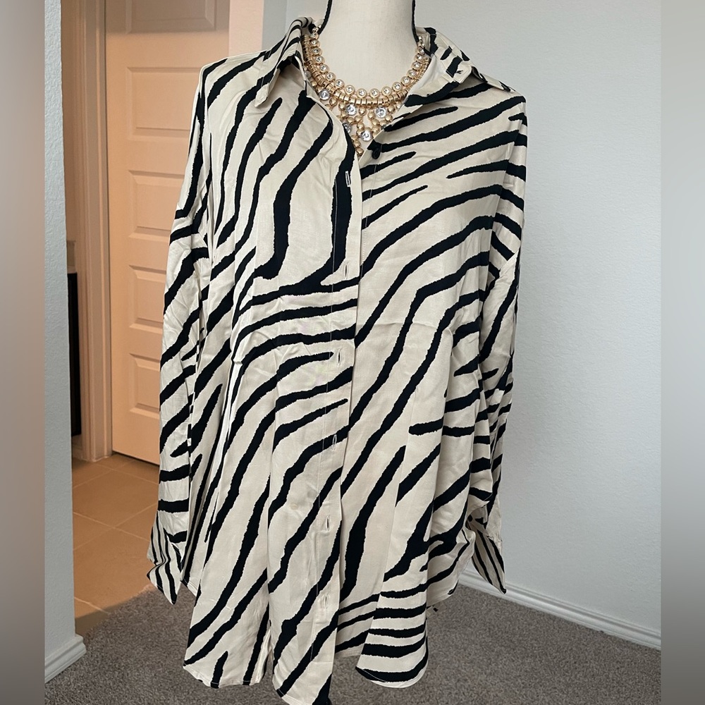 Women long oversized blouse